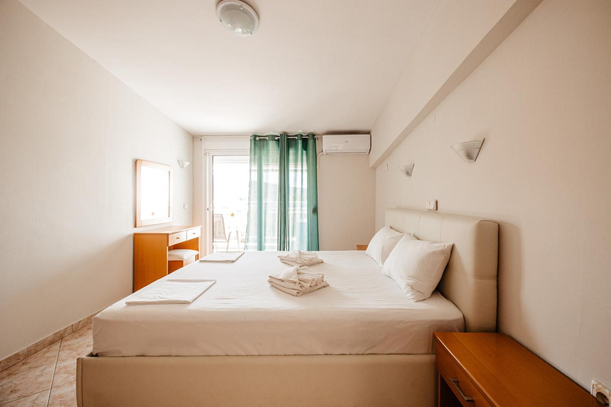Hotel Marialena 포토스 외부 사진
