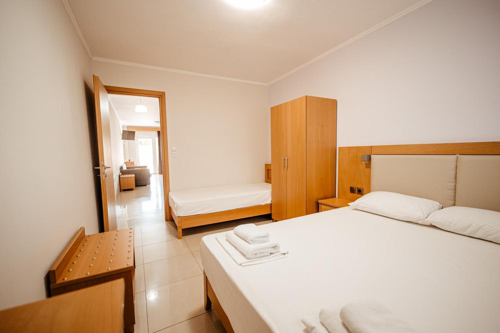 Hotel Marialena 포토스 외부 사진