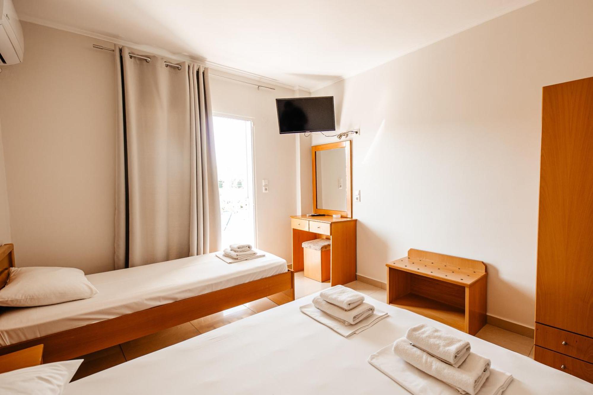 Hotel Marialena 포토스 외부 사진