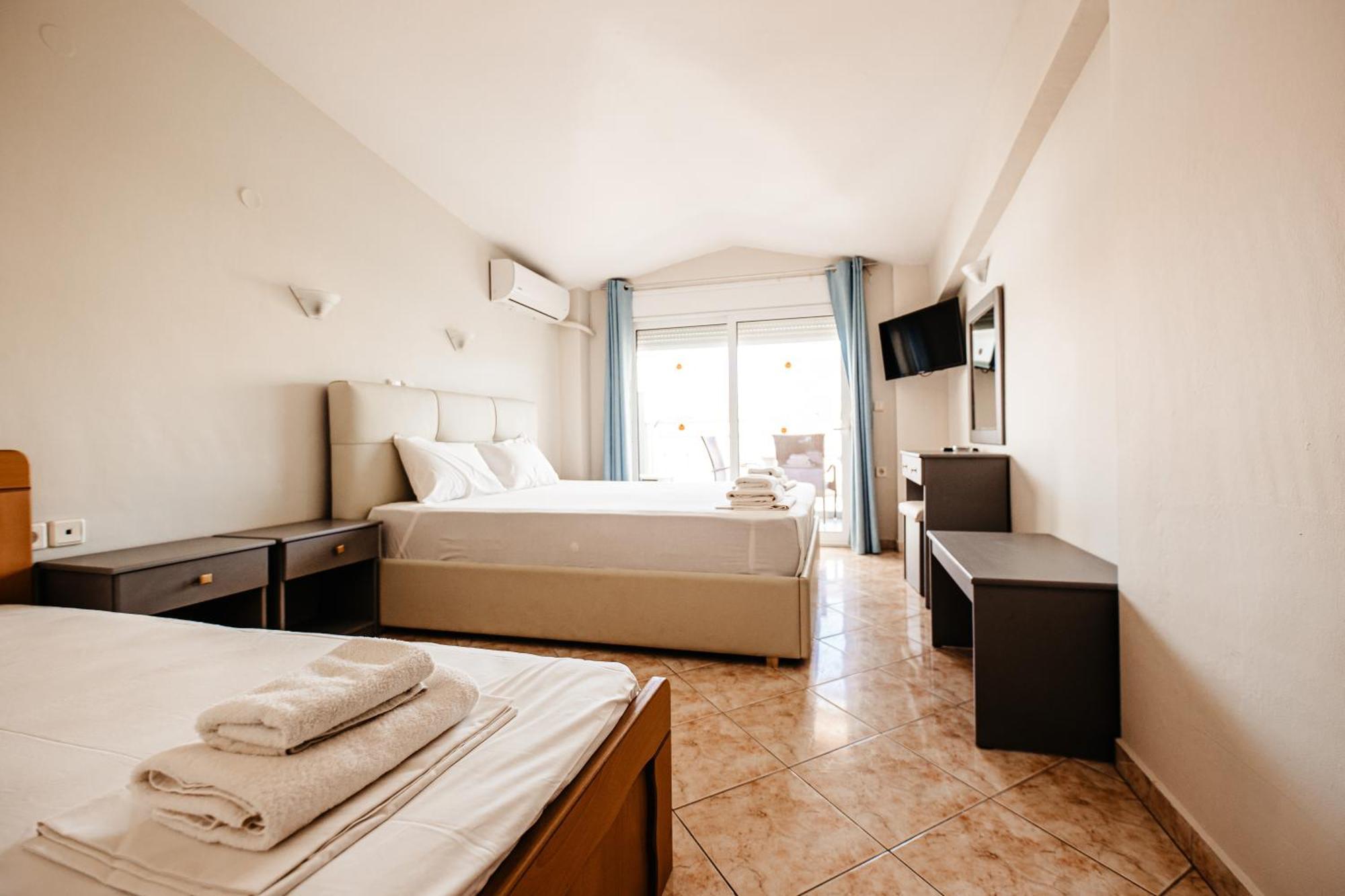 Hotel Marialena 포토스 외부 사진